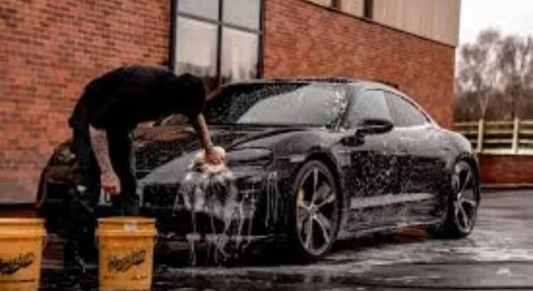 Mobile Car Cleaning in London