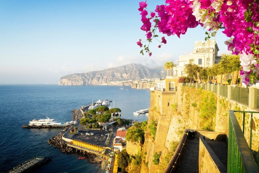 Car Service from Rome to Sorrento
